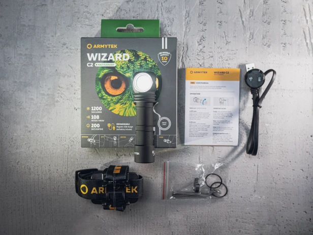 Wizard C2-3.jpg